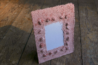 ２　写真立て／写真の周りに小石を漉き込む