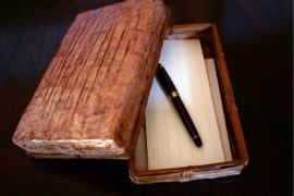 お気に入りの箱もずっと使い続けたいものです